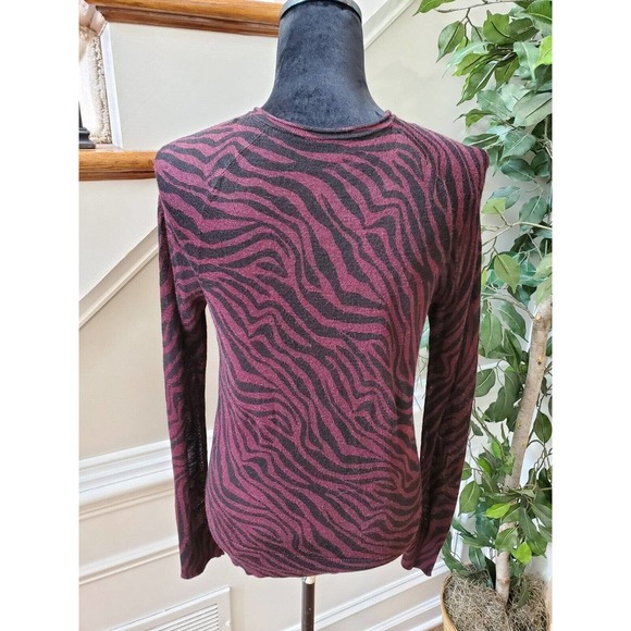 Women's Black & Maroon Long Sleeve Buttons Front Casual Cardigan Sweater - Picture 5 of 10